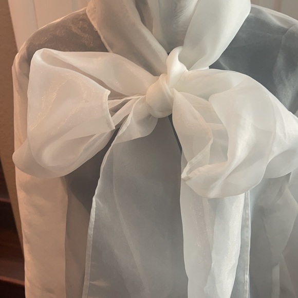 COPY - A white sheer women’s blouse size large - Picture 5 of 8